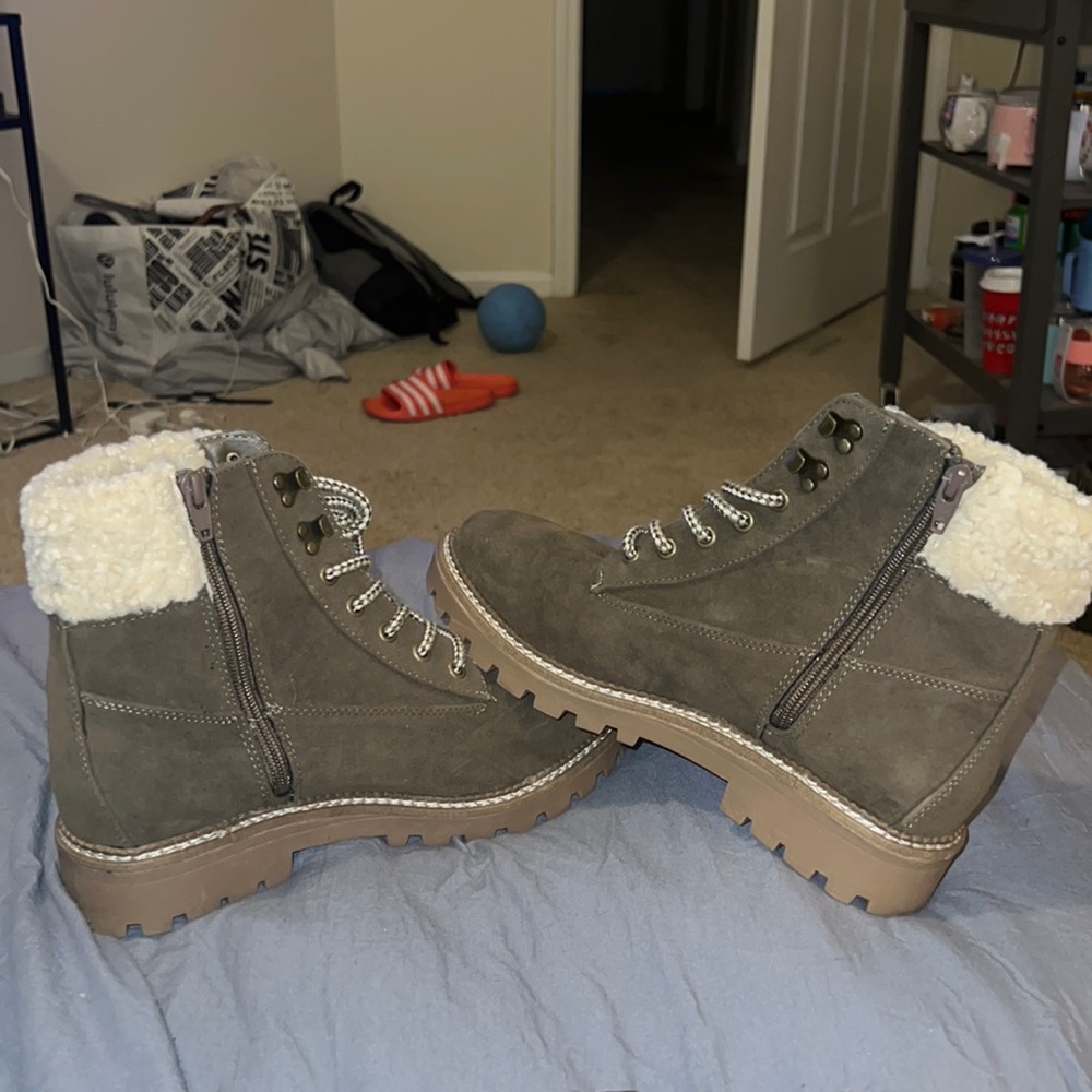 Universal Thread Olive Combat Boots with Cream Ac… - image 1